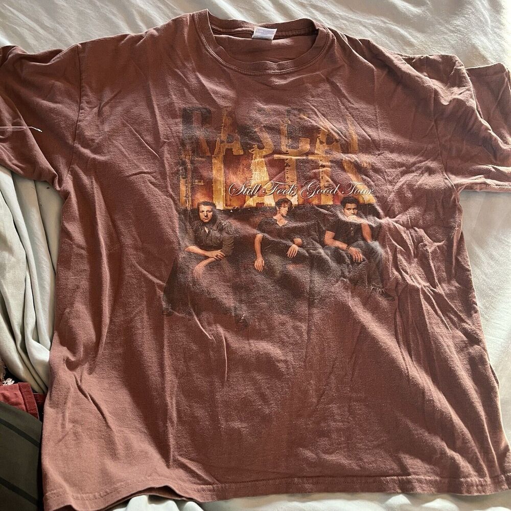 Vintage Rascal Flatts Still Feels Good Tour Brown Graphic T-Shirt Sz X Large